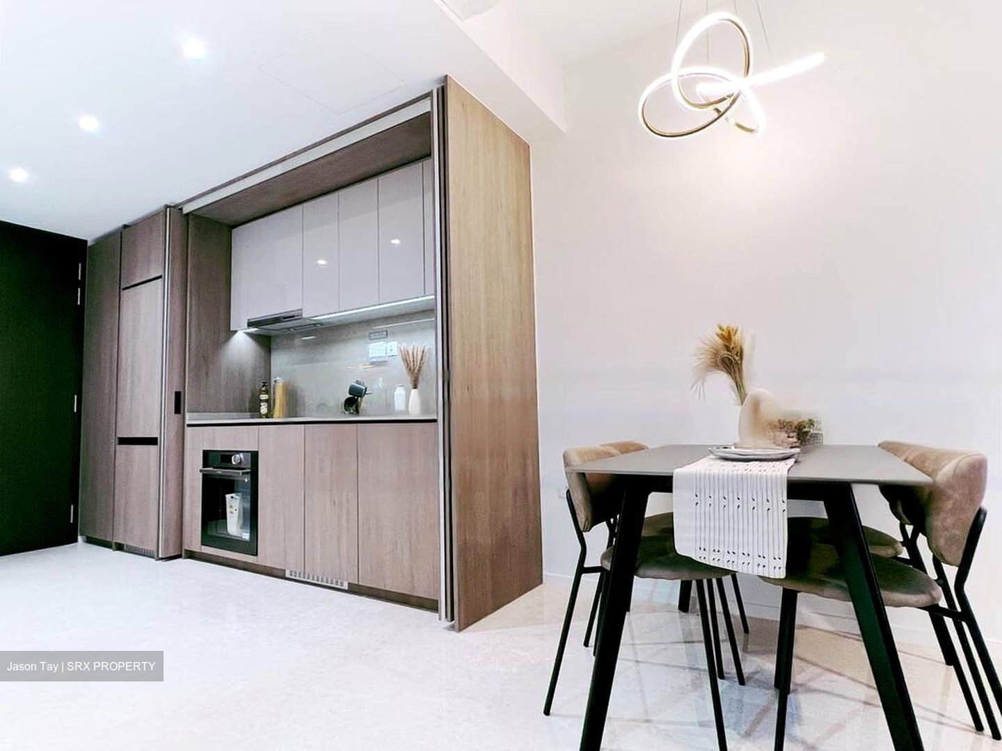 Avenue South Residence (D3), Apartment #458296621